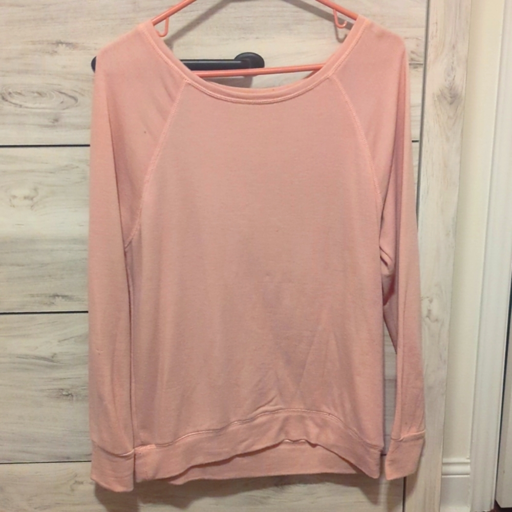 Crew neck pink sweater size XS from garage